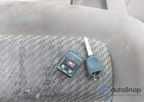 2003 Ford Explorer Sport Trac Xls/Xlt from USA, damaged, VIN 1FMZU67E83UA81127